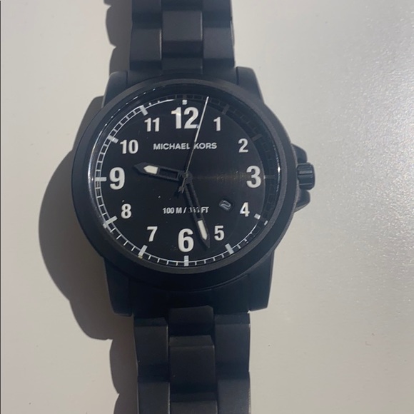 Michael Kors Watch - Picture 2 of 3